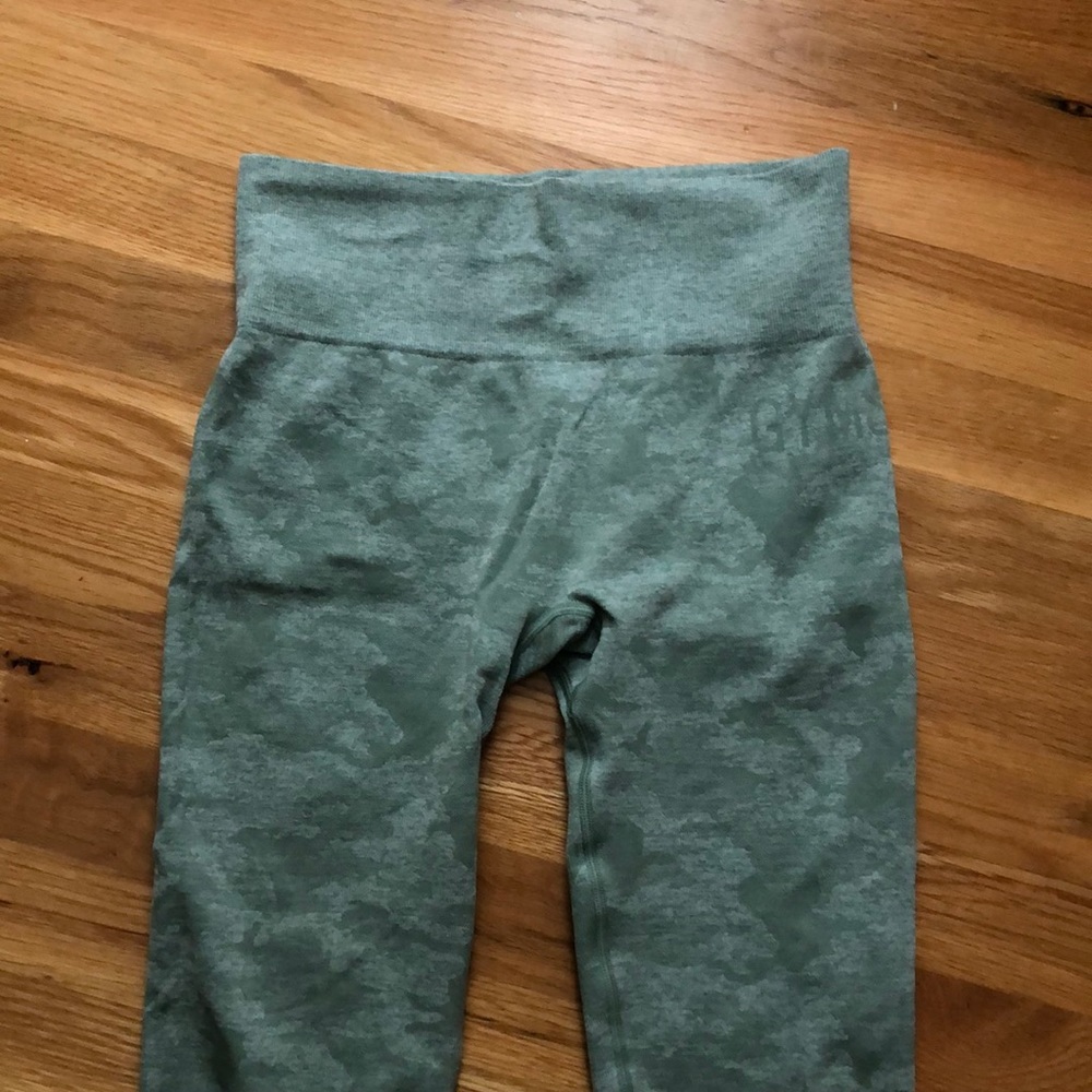 Green camo leggings